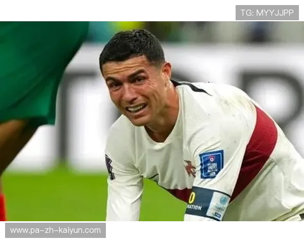 C罗不知疲倦的奔跑：足球场上的永不言败